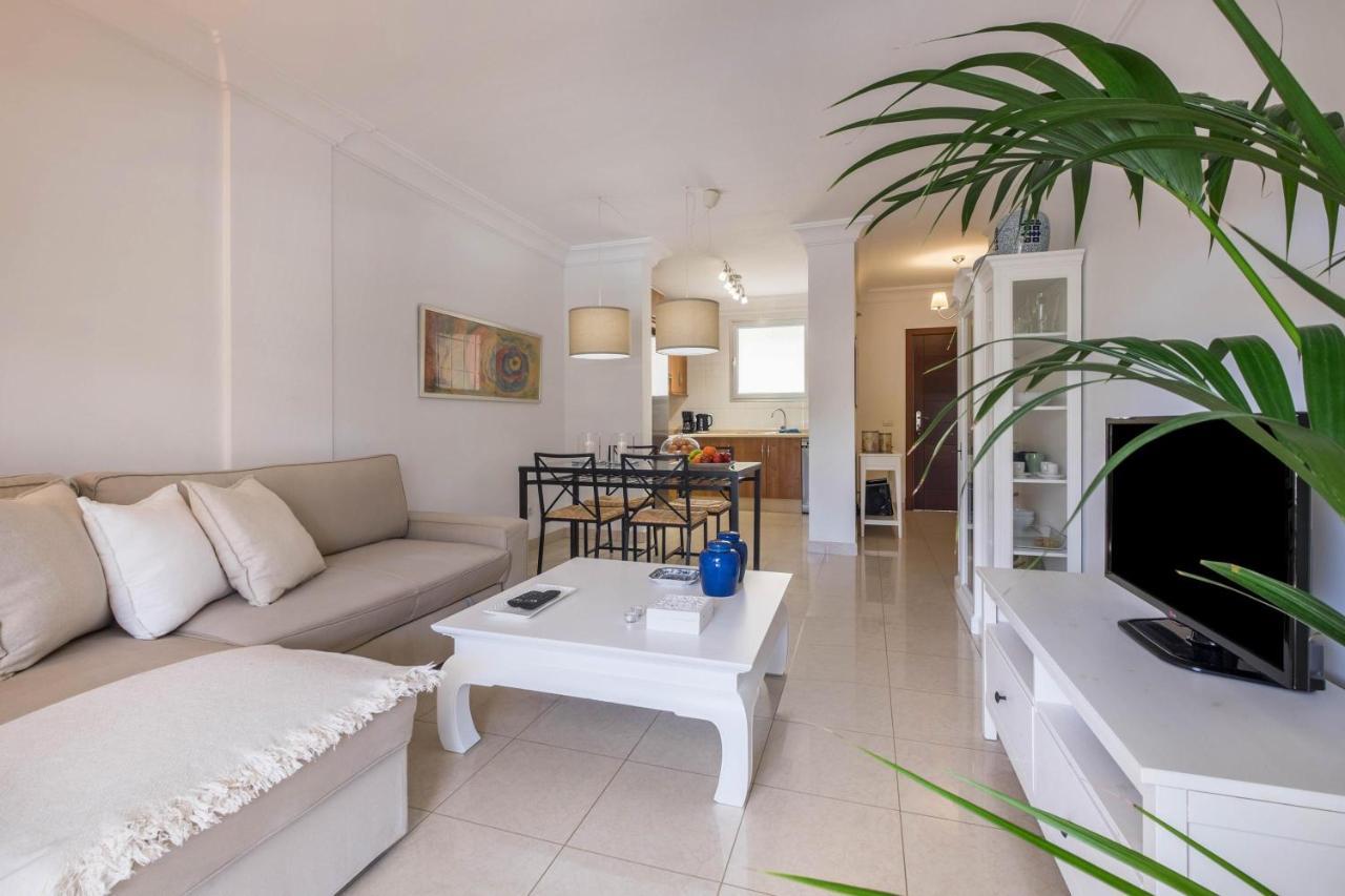 Apartamento Marina 阿罗纳 外观 照片